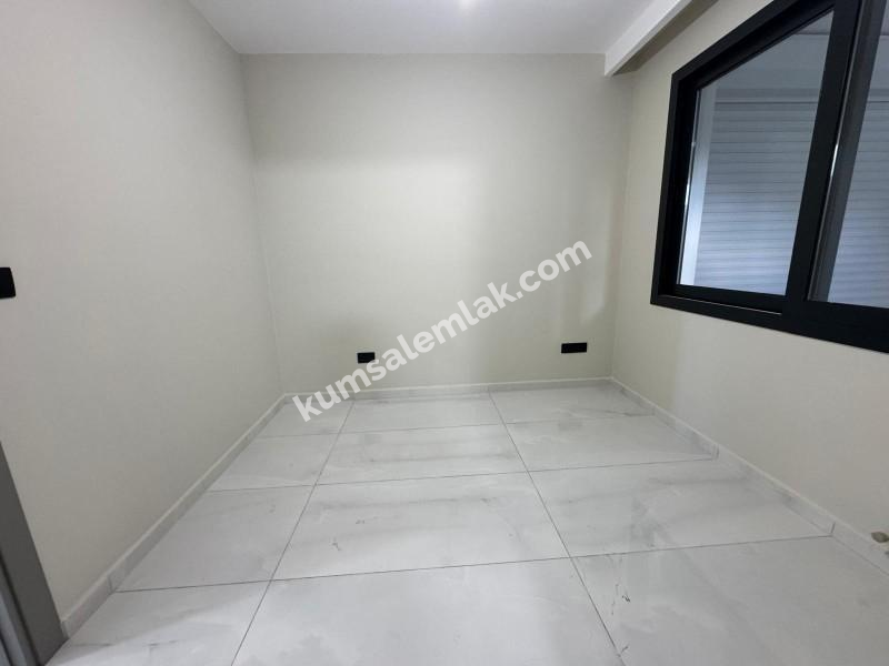  GİRNE  ÇATALKÖY'DE   SATILIK HAVUZLU VİLLA 