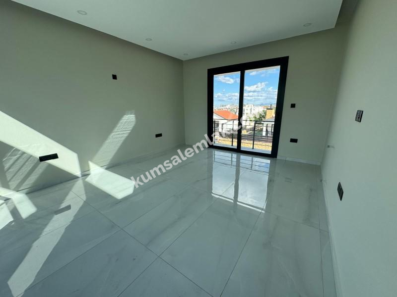  GİRNE  ÇATALKÖY'DE   SATILIK HAVUZLU VİLLA 