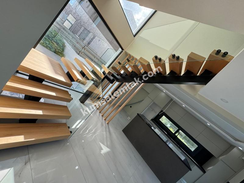  GİRNE  ÇATALKÖY'DE   SATILIK HAVUZLU VİLLA 