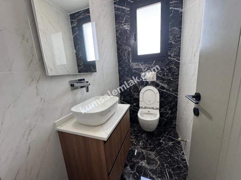  GİRNE  ÇATALKÖY'DE   SATILIK HAVUZLU VİLLA 