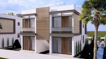 KKTC Girne Lapta'da Denize Yürüyüş Mesafesinde Site İçerisinde Satılık 1+1 Fırsat Penthouse Daireler