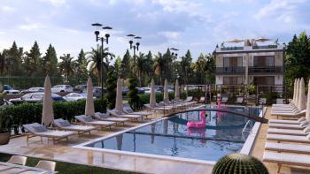 KKTC Girne Lapta'da Denize Yürüyüş Mesafesinde Site İçerisinde Satılık 1+1 Fırsat Penthouse Daireler