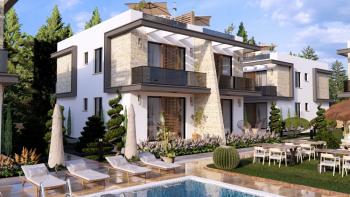 KKTC Girne Lapta'da Denize Yürüyüş Mesafesinde Site İçerisinde Satılık 1+1 Fırsat Penthouse Daireler