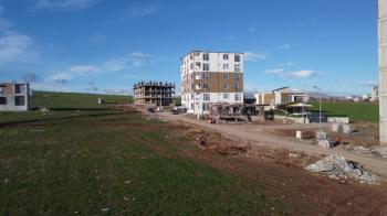 YILMAZ EMLAK'TAN GİRNE MAHALLESİNDE SATILIK 686 m² KÖŞEBAŞI ARSA
