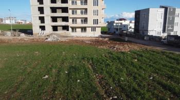 YILMAZ EMLAK'TAN GİRNE MAHALLESİNDE SATILIK 686 m² KÖŞEBAŞI ARSA