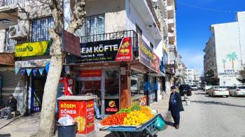 YILMAZ EMLAK'TAN KAHTA KAYMAKAMLIK CİVARINDA SATILIK 25 m2 DÜKKAN