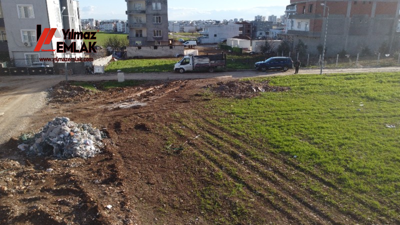 YILMAZ EMLAK'TAN GİRNE MAHALLESİNDE SATILIK 686 m² KÖŞEBAŞI ARSA