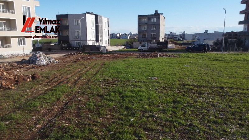 YILMAZ EMLAK'TAN GİRNE MAHALLESİNDE SATILIK 686 m² KÖŞEBAŞI ARSA