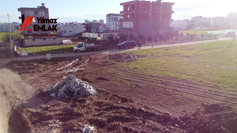 YILMAZ EMLAK'TAN GİRNE MAHALLESİNDE SATILIK 686 m² KÖŞEBAŞI ARSA