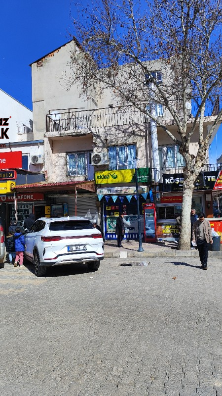 YILMAZ EMLAK'TAN KAHTA KAYMAKAMLIK CİVARINDA SATILIK 25 m2 DÜKKAN