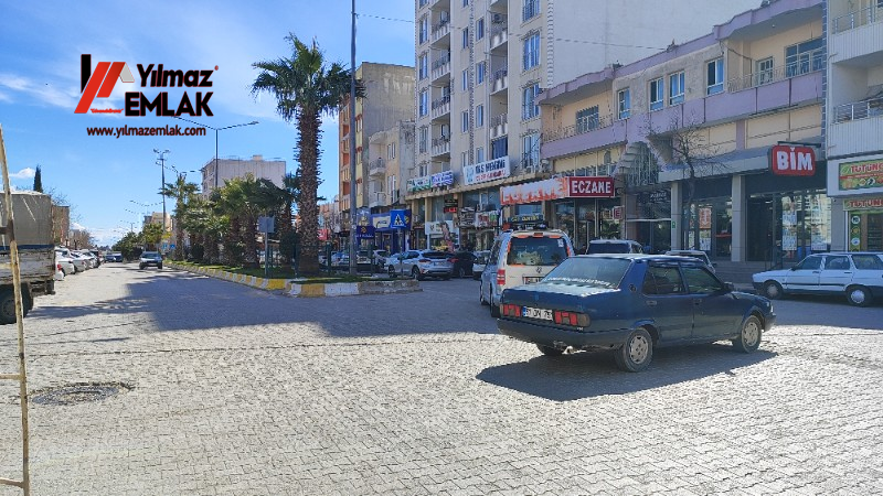 YILMAZ EMLAK'TAN KAHTA KAYMAKAMLIK CİVARINDA SATILIK 25 m2 DÜKKAN