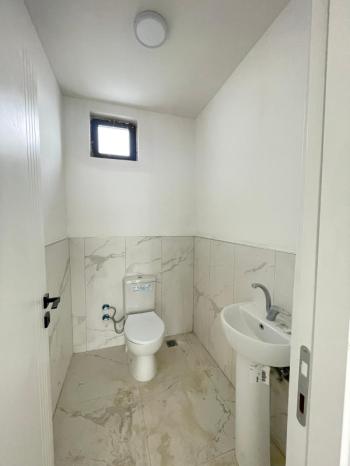 AFYON ÜÇOK EMLAKTAN SELÇUKLU MAH 100M² İŞLEK BÖLGEDE KİRALIK DÜKKAN 