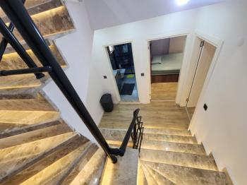 HİSAR MAHALLESİNDE OTOPARKLI | TERASLI | GÜNEYBATI CEPHELİ 3+1 VİLLA