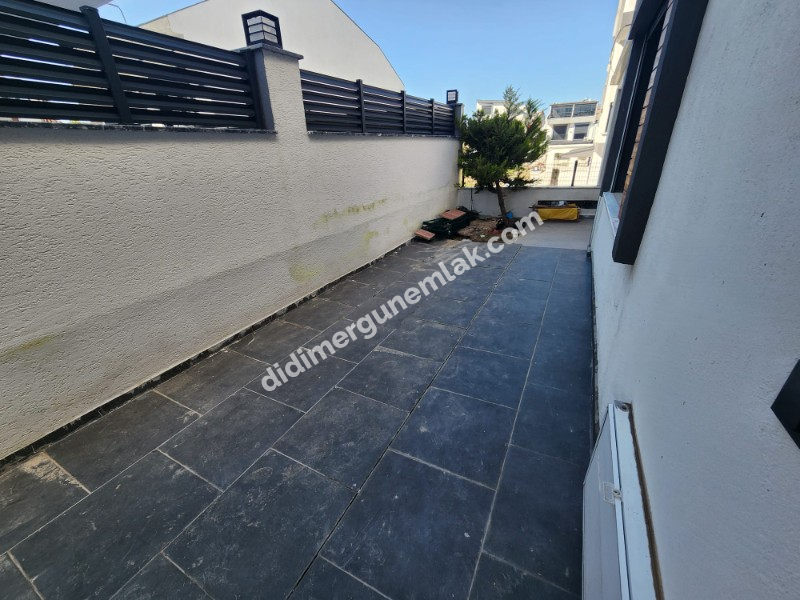 HİSAR MAHALLESİNDE OTOPARKLI | TERASLI | GÜNEYBATI CEPHELİ 3+1 VİLLA