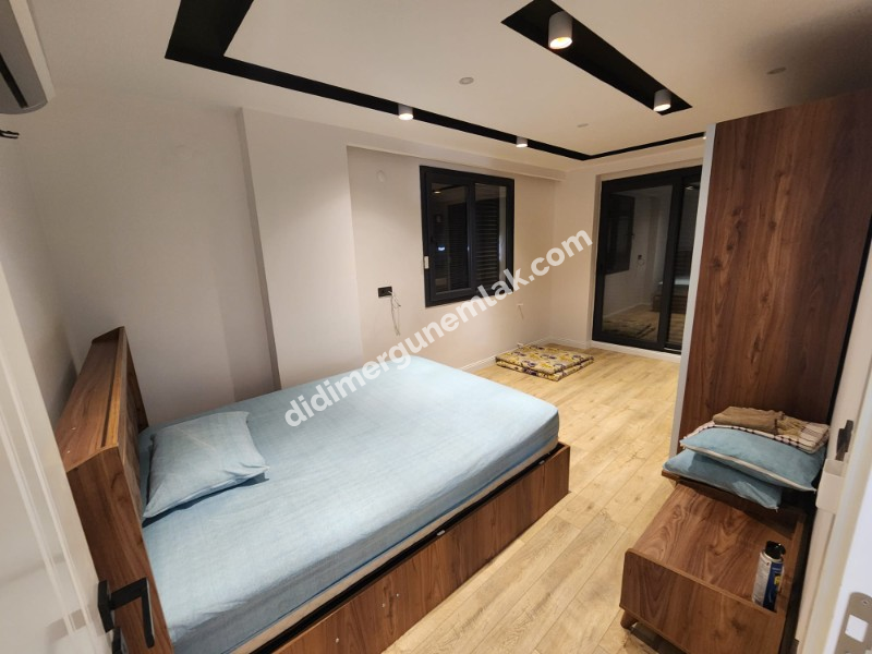 HİSAR MAHALLESİNDE OTOPARKLI | TERASLI | GÜNEYBATI CEPHELİ 3+1 VİLLA