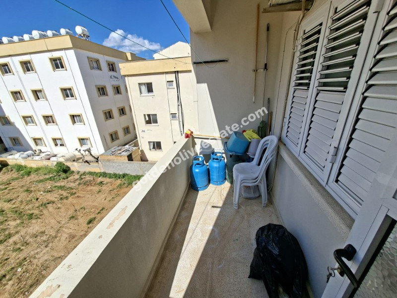 MAĞUSA GÜLSEREN-KARAKOL BÖLGESİNDE SATILIK 3+1 DAİRE