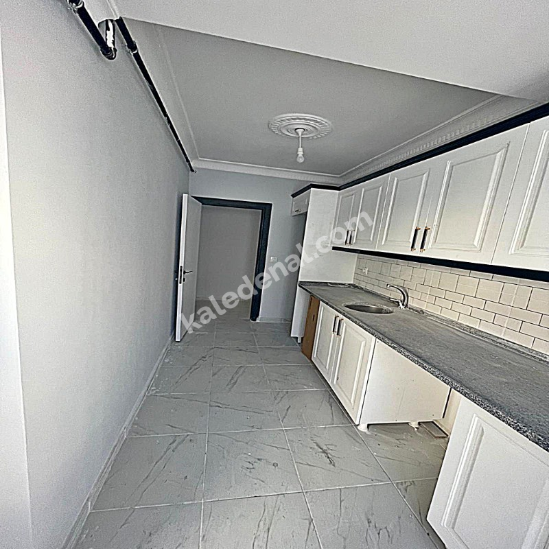 ÖRNEK MAHALLESİNDE MERKEZİ KONUMDA SIFIR 2+1 