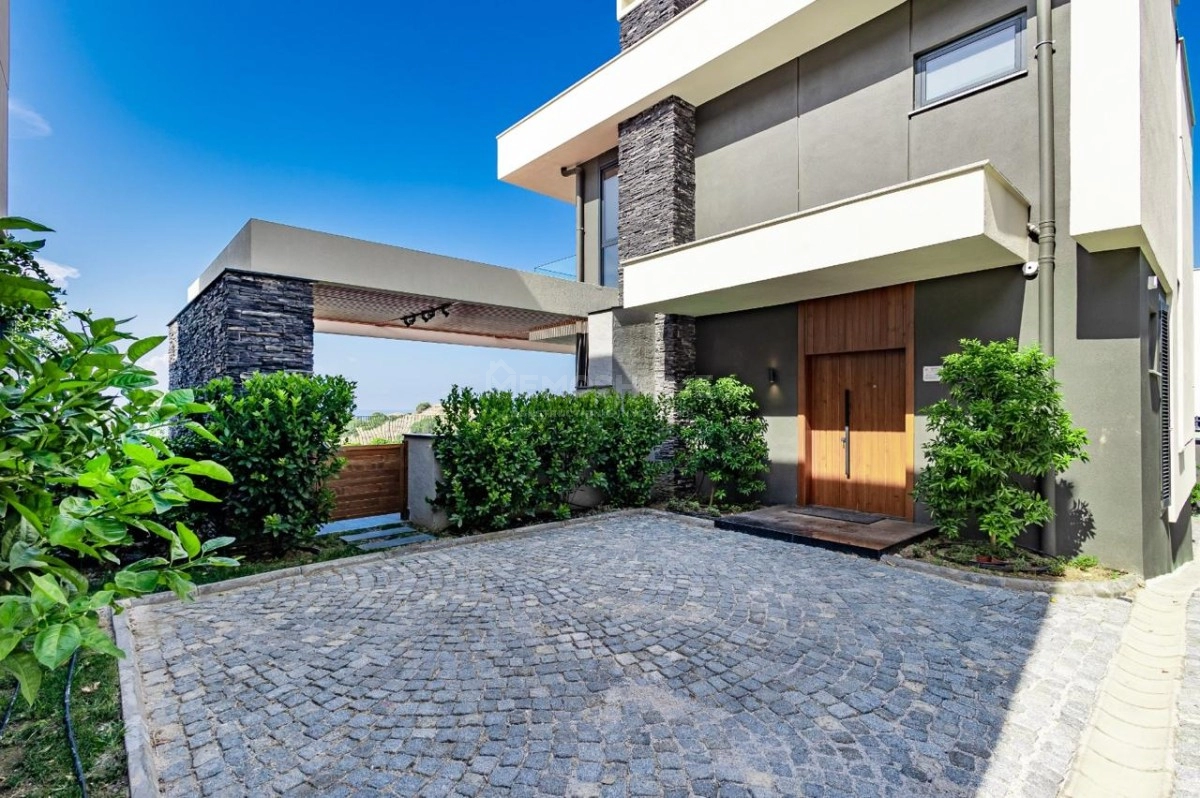 Gold City Infinity 3+1 Villa