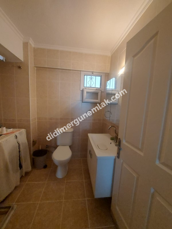 DİDİM’DE EFELER MAHALLESİNDE YÜKSEK GİRİŞ EBEVEYN BANYOLU 3+1 SATILIK DAİREGENİŞ 3+1 FIRSATI!