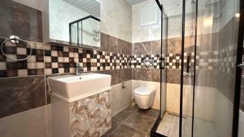 Elmas’tan Akdeniz Mh’de Zeytinli Cd Üzerinde Geniş Ferah 4+1