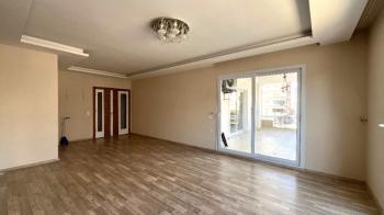 Elmas’tan Akdeniz Mh’de Zeytinli Cd Üzerinde Geniş Ferah 4+1