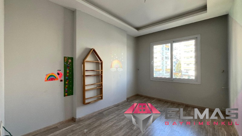 Elmas’tan Akdeniz Mh’de Zeytinli Cd Üzerinde Geniş Ferah 4+1