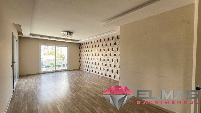 Elmas’tan Akdeniz Mh’de Zeytinli Cd Üzerinde Geniş Ferah 4+1