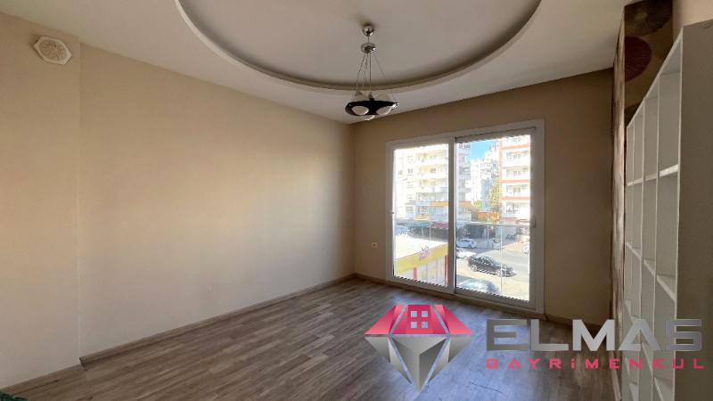 Elmas’tan Akdeniz Mh’de Zeytinli Cd Üzerinde Geniş Ferah 4+1