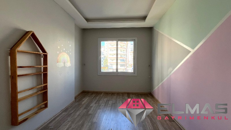 Elmas’tan Akdeniz Mh’de Zeytinli Cd Üzerinde Geniş Ferah 4+1