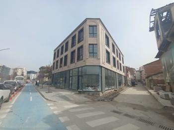 Güvenay - Çorum  Üçtutlar Mah. Recep Tayyip Erdoğan Caddesi Üzeri Kiralık Dükkan Mağaza 