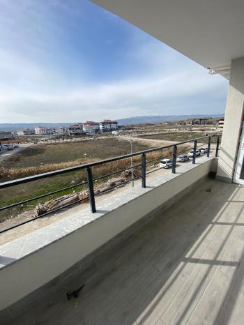 GÜVENAY - ÇORUM ÇEPNİ MAH. KENT PARK ALTI  2+1 KİRALIK DAİRE 