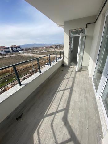 GÜVENAY - ÇORUM ÇEPNİ MAH. KENT PARK ALTI  2+1 KİRALIK DAİRE 