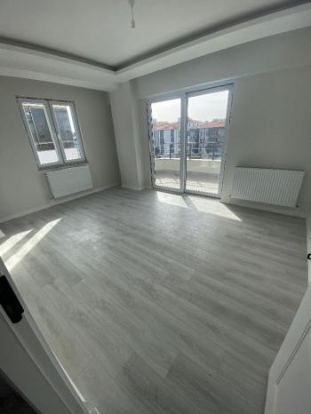 GÜVENAY - ÇORUM ÇEPNİ MAH. KENT PARK ALTI  2+1 KİRALIK DAİRE 