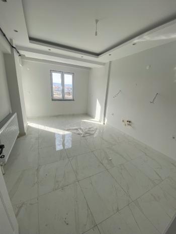 GÜVENAY - ÇORUM ÇEPNİ MAH. KENT PARK ALTI  2+1 KİRALIK DAİRE 