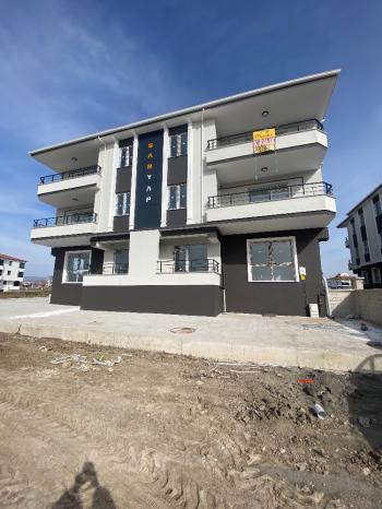 GÜVENAY - ÇORUM ÇEPNİ MAH. KENT PARK ALTI 2+1 KİRALIK DAİRE