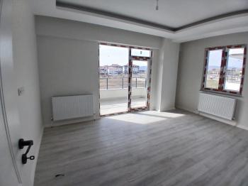 GÜVENAY - ÇORUM ÇEPNİ MAH. KENT PARK ALTI 2+1 KİRALIK DAİRE