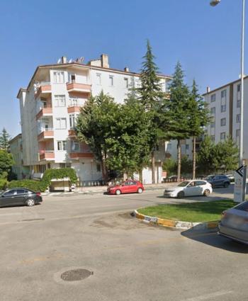 GÜVENAY - ÇORUM KAFELER CAD. DR. İLHAN GÜREL CADDESİ ÜZERİ 3+1 SATILIK DAİRE