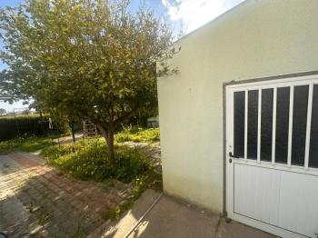 CİHANGİR'DE BAHÇELİ SATILIK İKİZ MÜSTAKİL  EV 