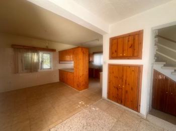 CİHANGİR'DE BAHÇELİ SATILIK İKİZ MÜSTAKİL  EV 