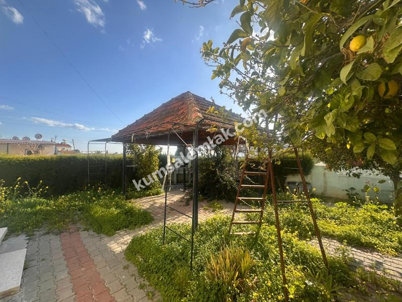 CİHANGİR'DE BAHÇELİ SATILIK İKİZ MÜSTAKİL  EV 