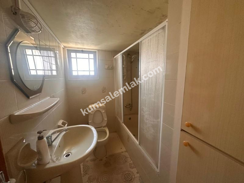 CİHANGİR'DE BAHÇELİ SATILIK İKİZ MÜSTAKİL  EV 