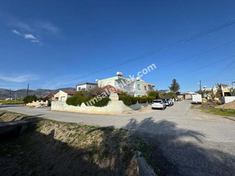 CİHANGİR'DE BAHÇELİ SATILIK İKİZ MÜSTAKİL  EV 