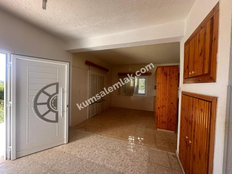 CİHANGİR'DE BAHÇELİ SATILIK İKİZ MÜSTAKİL  EV 