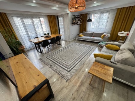 Çırçır'da Metro'ya 4 Dk 130 m2 Süper Lüks Daire Arakat Asansörlü Yeni Bina