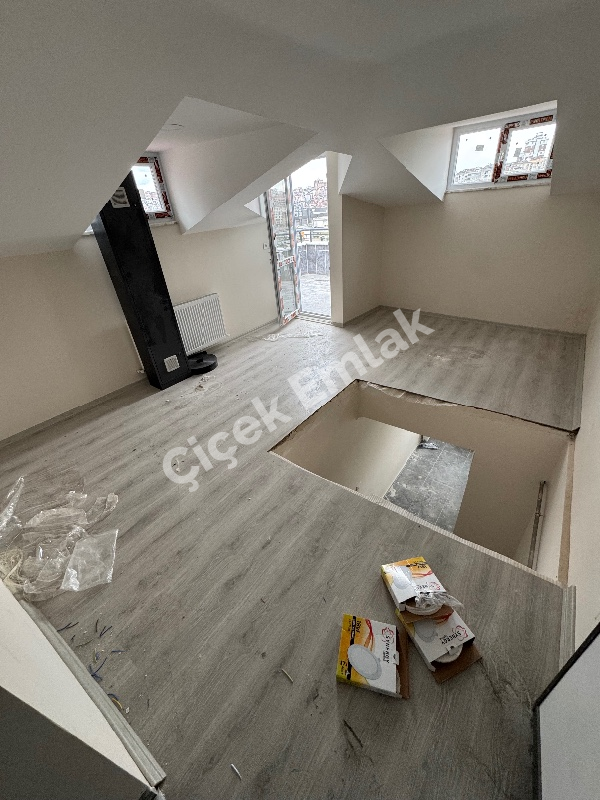 Alibeyköy Çarşı İçine Yakın 4+1 Sıfır Satılık Dubleks