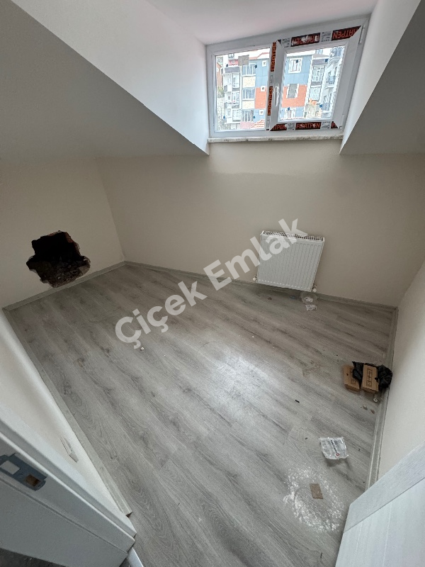 Alibeyköy Çarşı İçine Yakın 4+1 Sıfır Satılık Dubleks