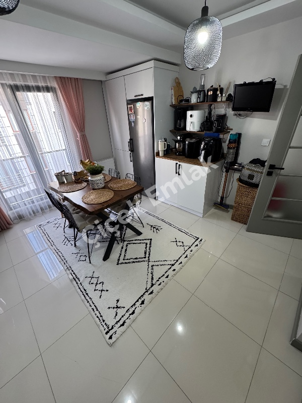 Çırçır'da Metro'ya 4 Dk 130 m2 Süper Lüks Daire Arakat Asansörlü Yeni Bina