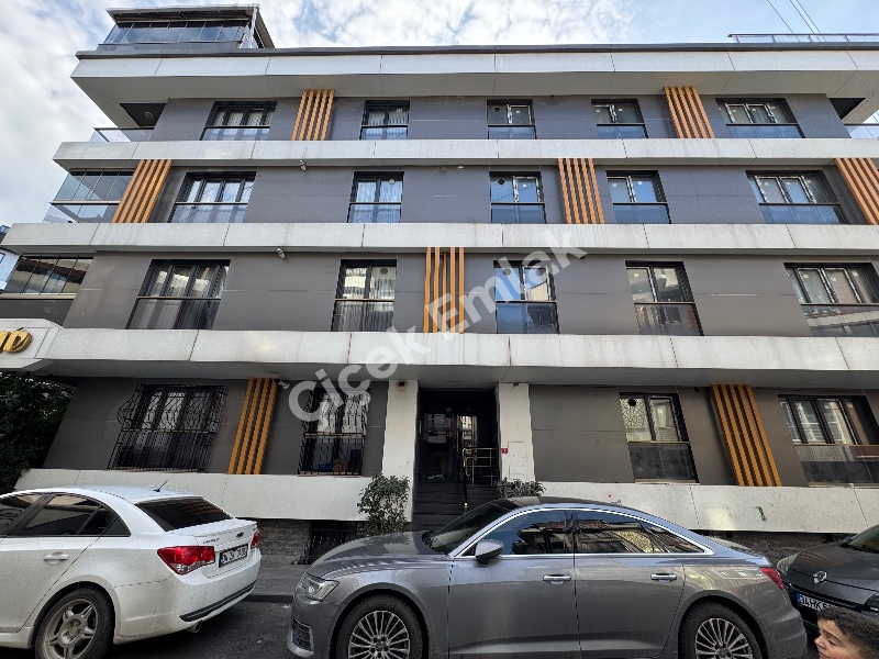 Çırçır'da Metro'ya 4 Dk 130 m2 Süper Lüks Daire Arakat Asansörlü Yeni Bina