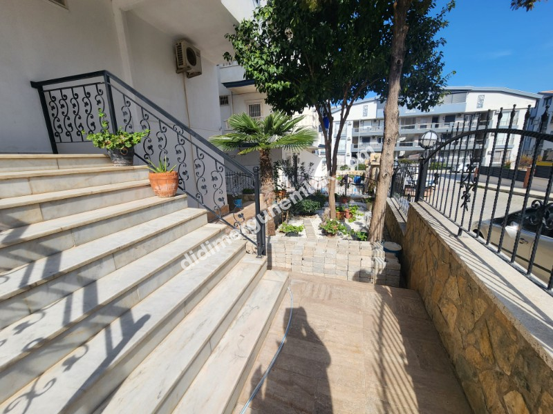 DİDİM HİSAR MAHALLESİ' NDE HAVUZLU SİTE İÇERİSİNDE 1+1 SATILIK DAİRE