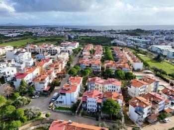 Didim KardeşKent Sitesinde Satılık Yazlık